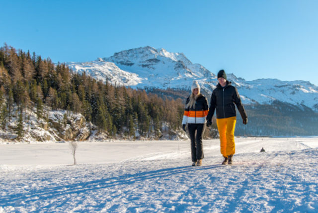 Winterwandern Champfersee In Der Sonne C Swiss Image.ch Romano Salis Art Boutique Hotel Monopol