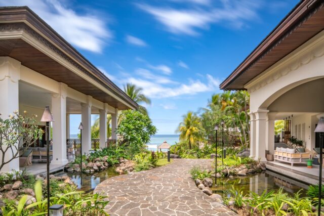 Hilton Mauritius Resort Spa 1.2 Entrance Lobby