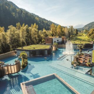 Quellenhof See Lodge Innovative Hotelarchitektur Mit Hauch Von Malediven Quellenhof See Lodge